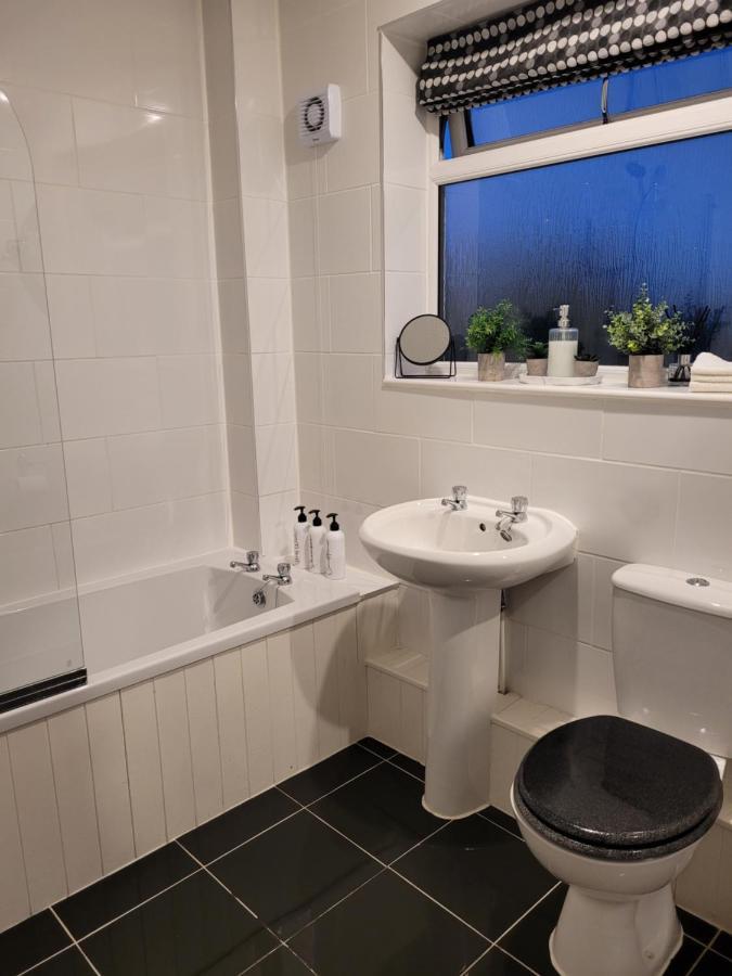 4-Bedroom Home Near Ema, Sleeps 6 캐슬 도닝턴 외부 사진